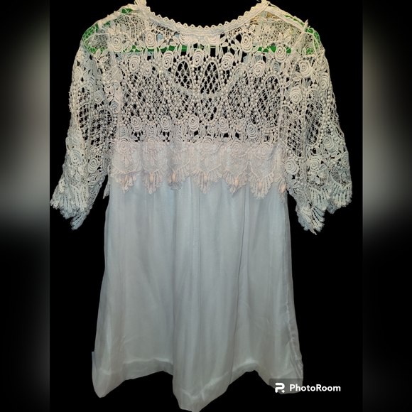 Pretty Angel Crochet Bodice Balloon Hem White Dressy Blouse Sz. Small - Picture 2 of 5